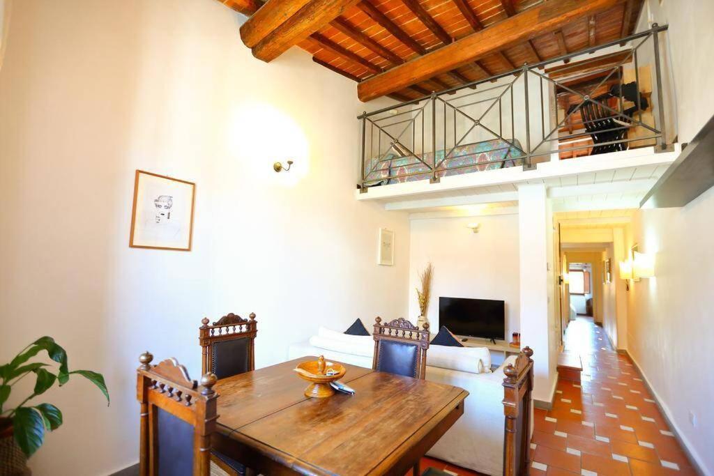 Santa Maria Novella Station Florentine Apartment Floransa Dış mekan fotoğraf